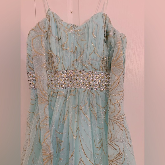 Size 12 formal teal blue, with gold and silver accent gown - Picture 2 of 5